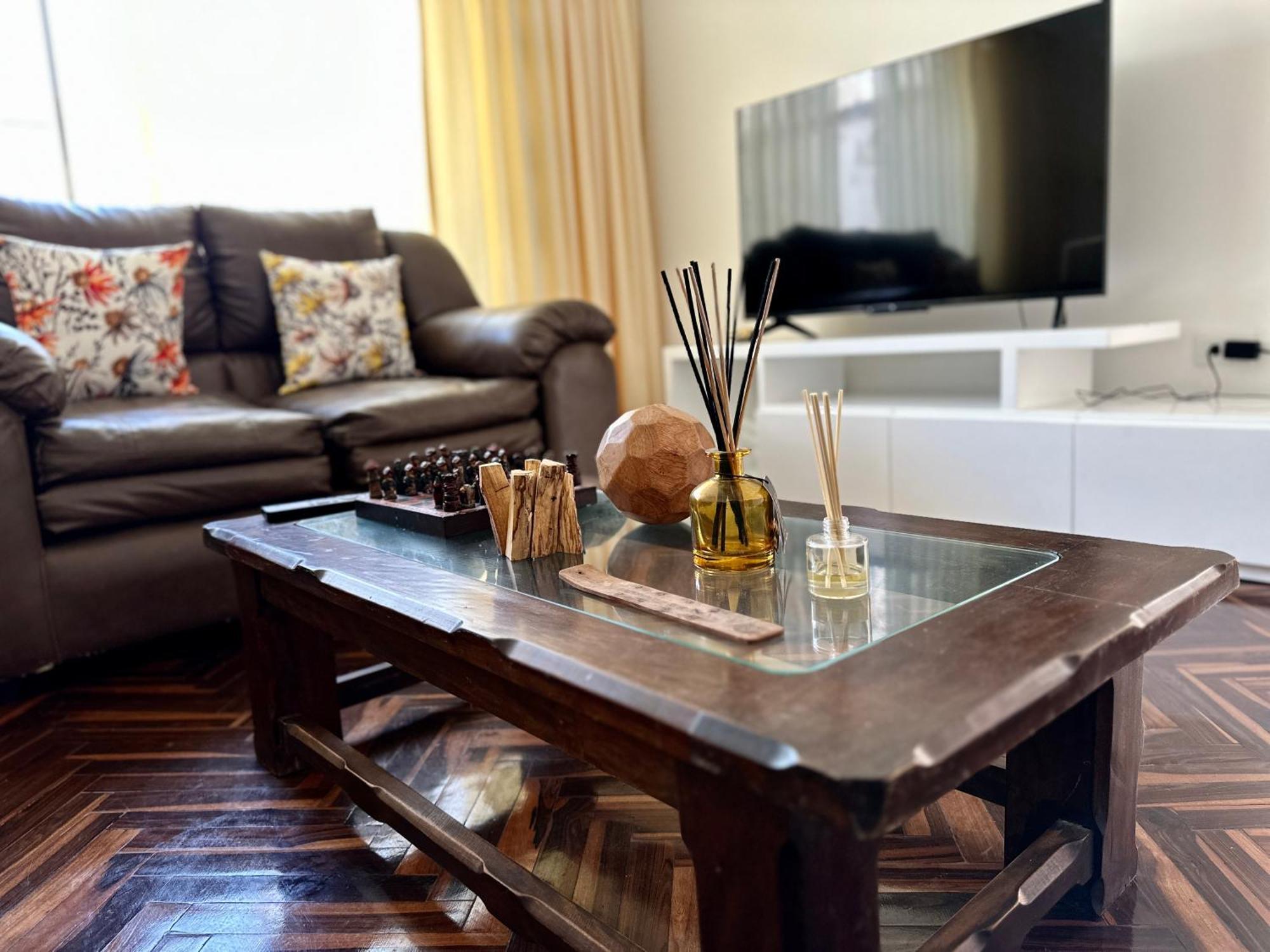 Casa Verde Jesus Maria - Zona Residencial Лима Экстерьер фото